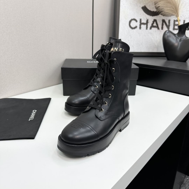 Ch**el boots